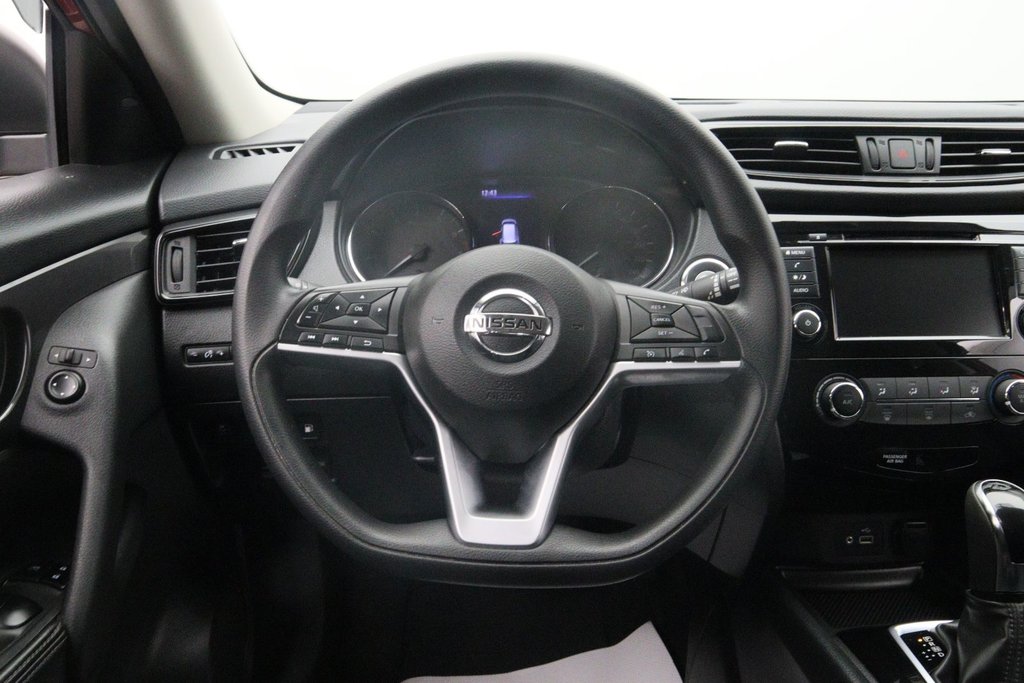 2018 Nissan Rogue in Sept-Îles, Quebec - 11 - w1024h768px