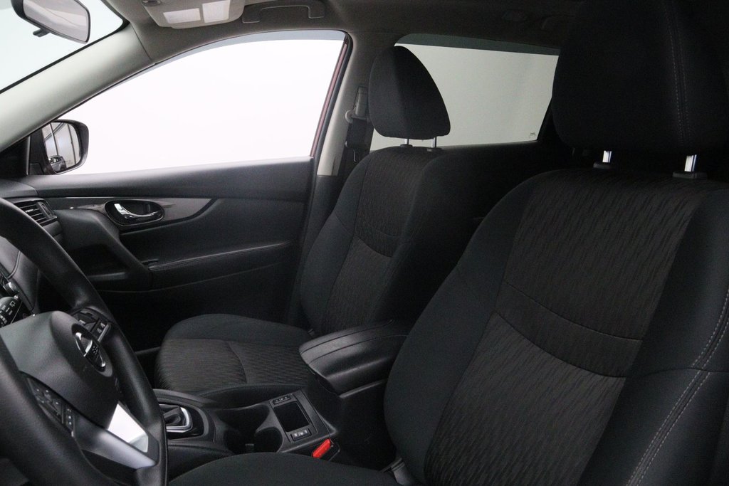 2018 Nissan Rogue in Sept-Îles, Quebec - 7 - w1024h768px