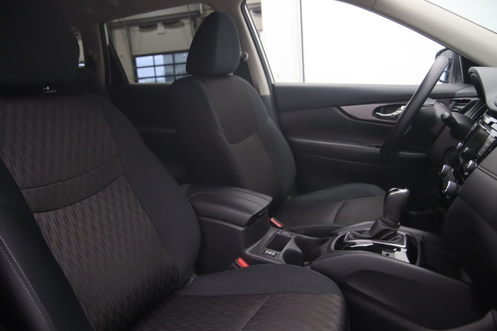 2019 Nissan Rogue in Jonquière, Quebec - 15 - w1024h768px
