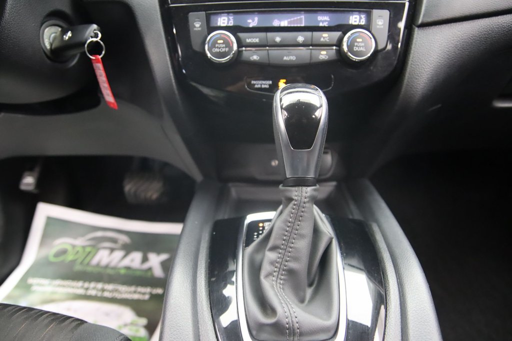 2020 Nissan Rogue in Baie-Comeau, Quebec - 13 - w1024h768px