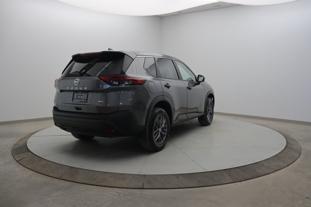 2021 Nissan Rogue in Baie-Comeau, Quebec - 4 - w1024h768px