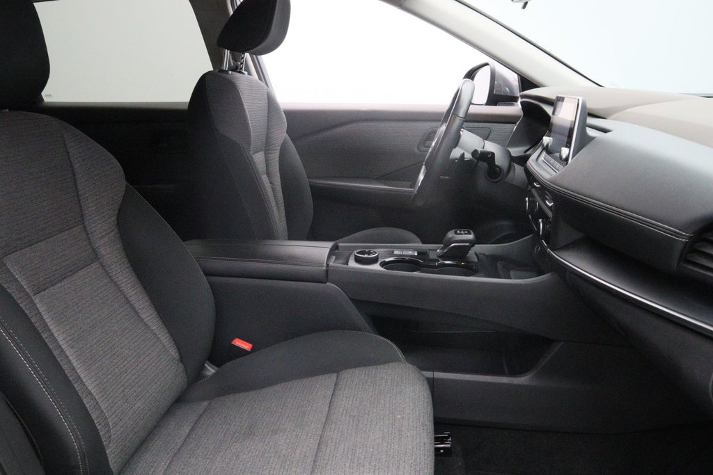 2021 Nissan Rogue in Baie-Comeau, Quebec - 15 - w1024h768px