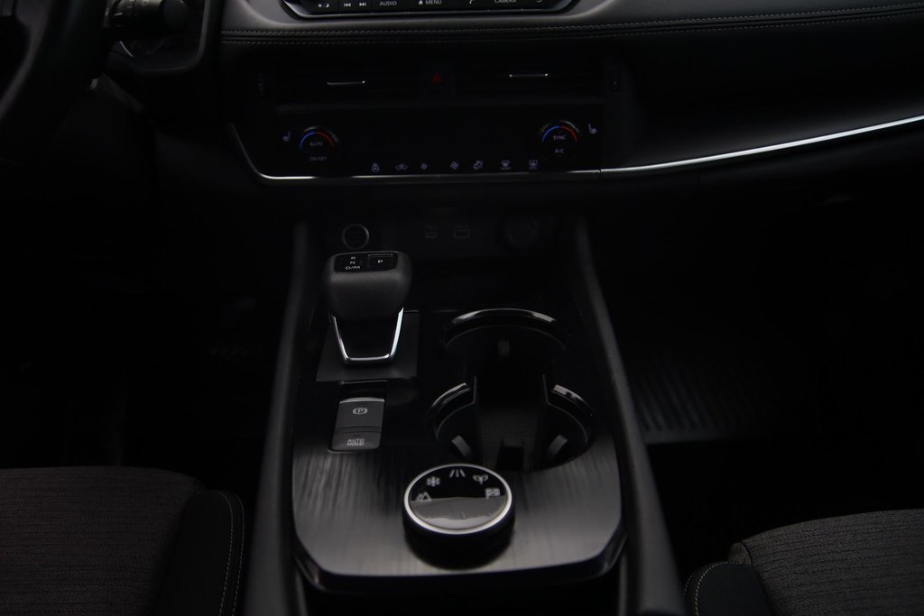 Nissan Rogue S 2021 à Jonquière, Québec - 9 - w1024h768px