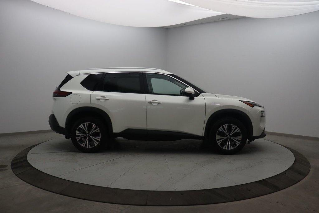 Nissan Rogue  2021 à Jonquière, Québec - 3 - w1024h768px