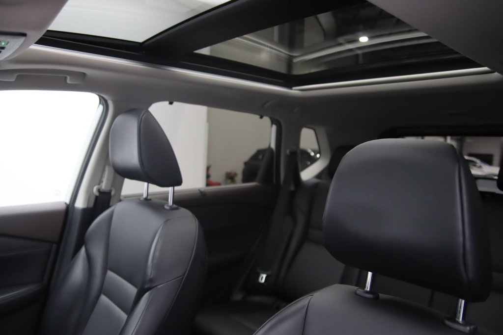Nissan Rogue  2021 à Jonquière, Québec - 8 - w1024h768px