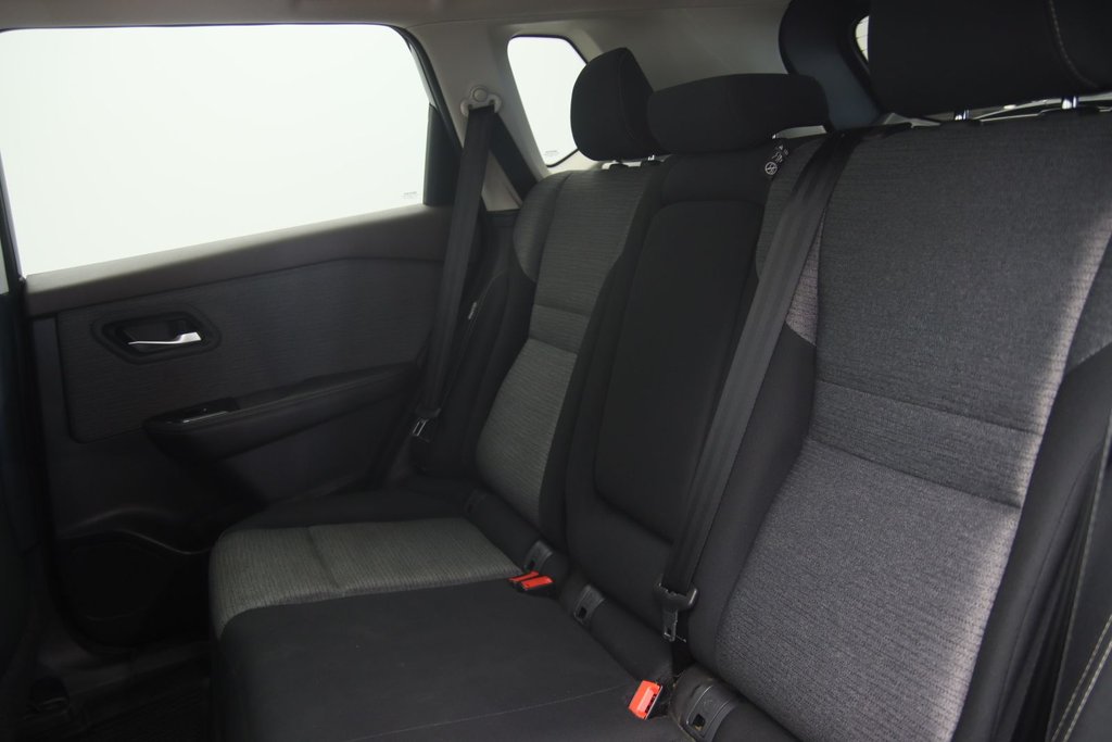 2021 Nissan Rogue in Baie-Comeau, Quebec - 9 - w1024h768px