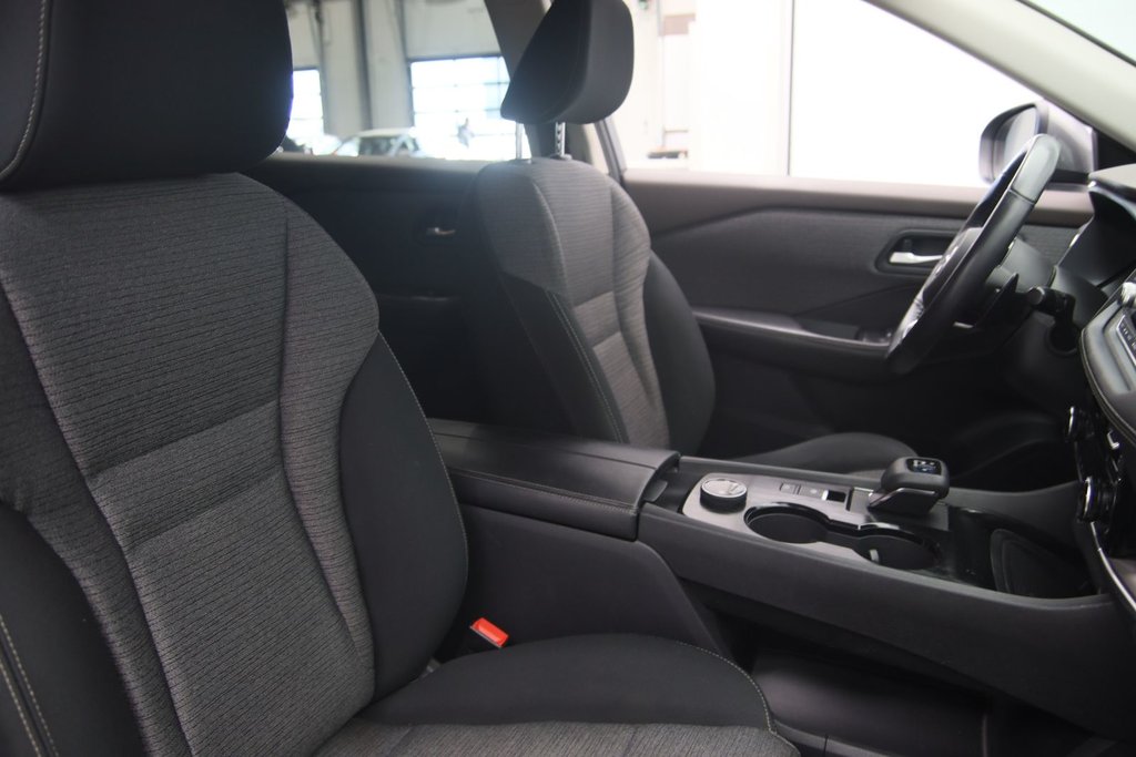 2021 Nissan Rogue in Baie-Comeau, Quebec - 15 - w1024h768px