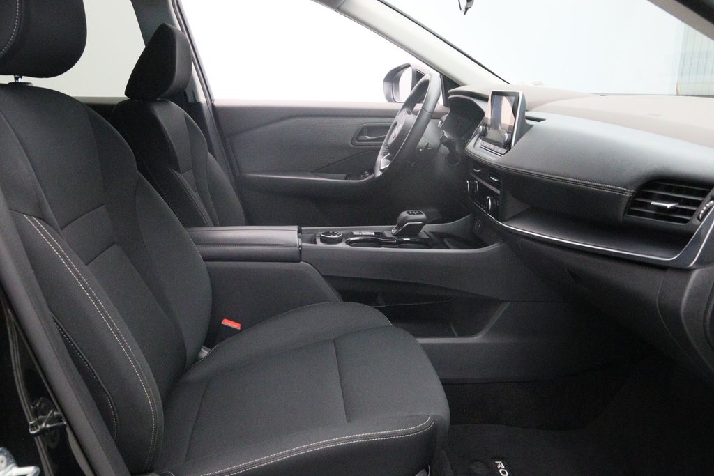 Nissan Rogue  2023 à Jonquière, Québec - 15 - w1024h768px