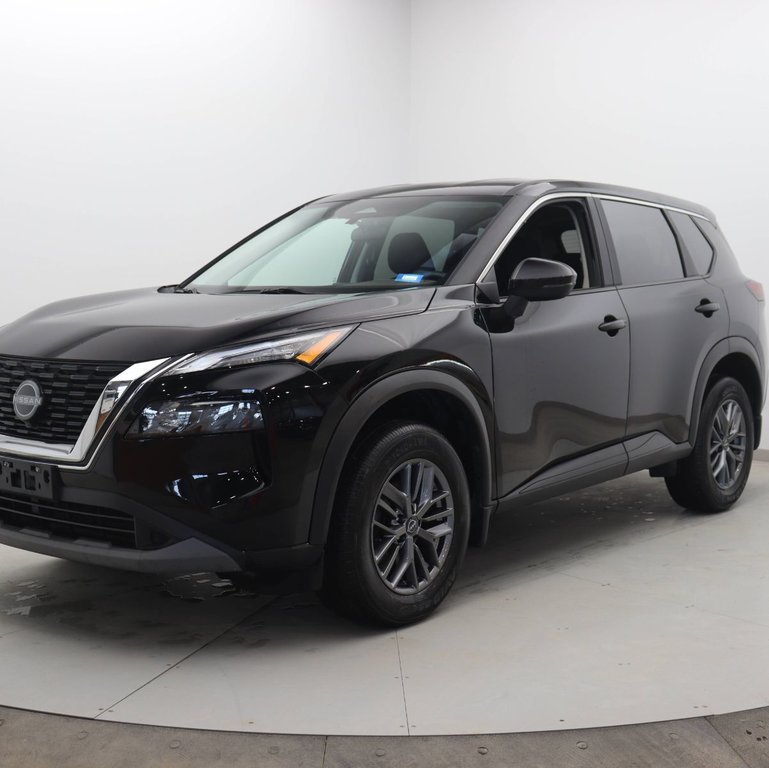 Nissan Rogue  2023 à Jonquière, Québec - 1 - w1024h768px