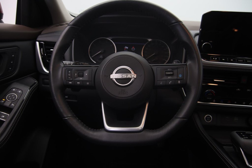 Nissan Rogue SL 2023 à Jonquière, Québec - 12 - w1024h768px
