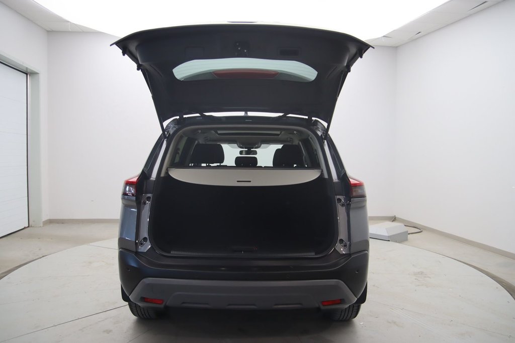 2023 Nissan Rogue SV in Jonquière, Quebec - 18 - w1024h768px
