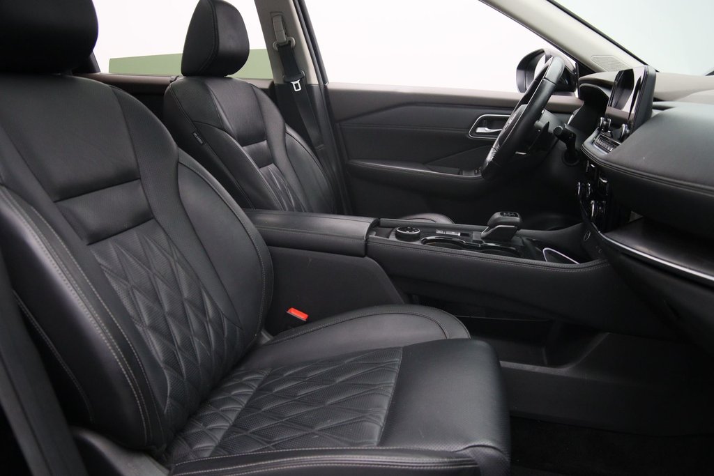 2023 Nissan Rogue in Baie-Comeau, Quebec - 16 - w1024h768px