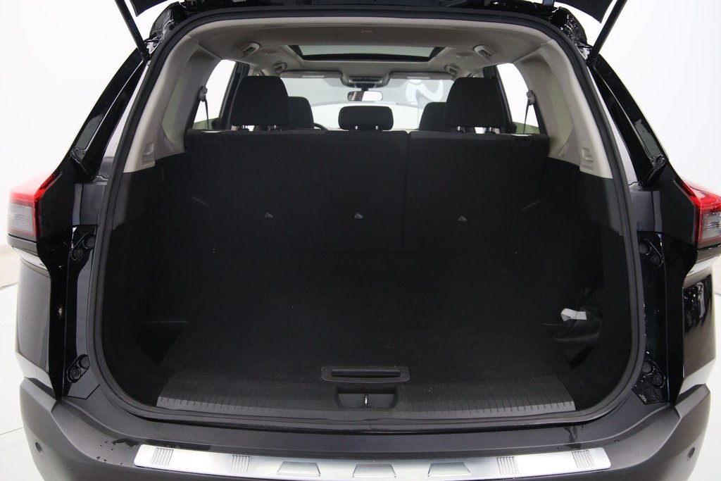 Nissan Rogue  2023 à Baie-Comeau, Québec - 17 - w1024h768px