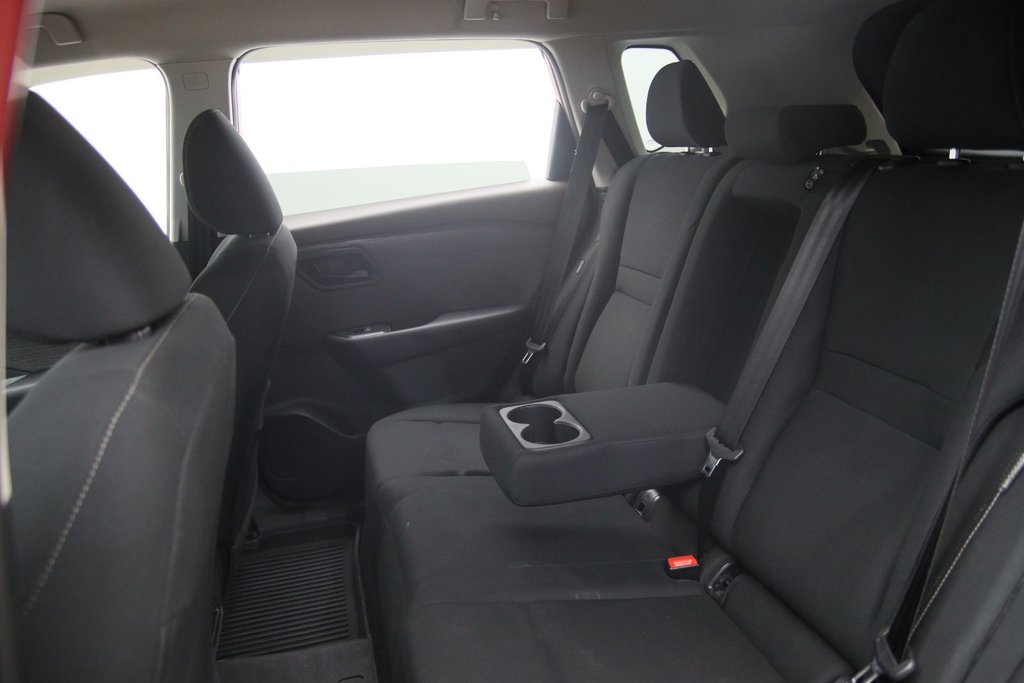 2023 Nissan Rogue in Sept-Îles, Quebec - 8 - w1024h768px