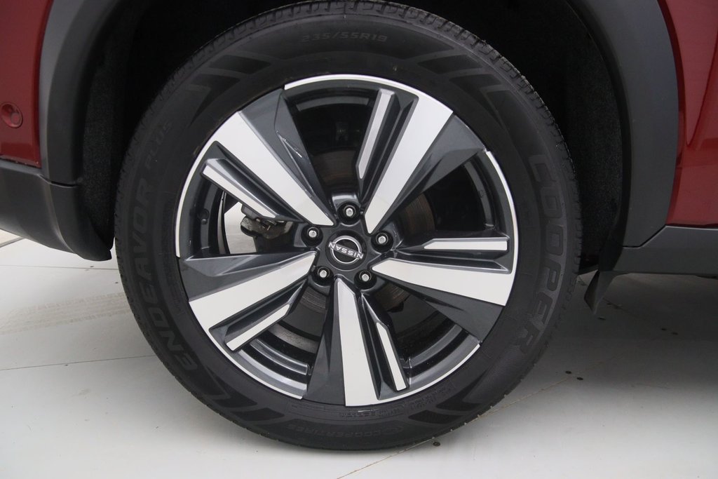 2024 Nissan Rogue in Baie-Comeau, Quebec - 17 - w1024h768px