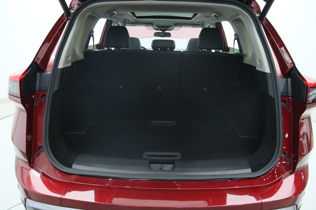 2024 Nissan Rogue in Baie-Comeau, Quebec - 18 - w1024h768px