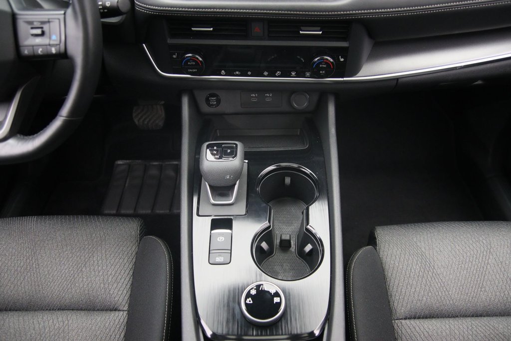 Nissan Rogue  2025 à Baie-Comeau, Québec - 12 - w1024h768px