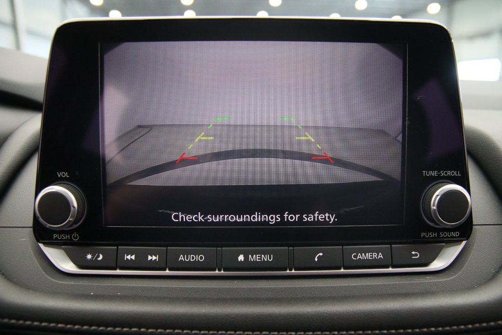 Nissan Rogue  2025 à Baie-Comeau, Québec - 15 - w1024h768px