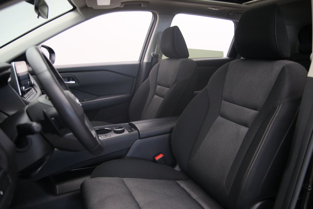 Nissan Rogue  2025 à Baie-Comeau, Québec - 6 - w1024h768px