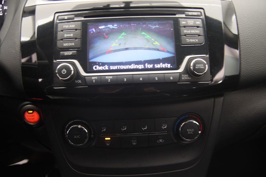 2017 Nissan Sentra in Sept-Îles, Quebec - 14 - w1024h768px