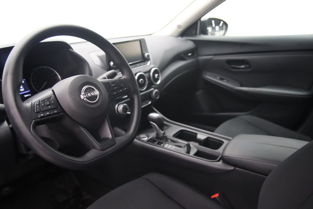Nissan Sentra  2024 à Jonquière, Québec - 6 - w1024h768px