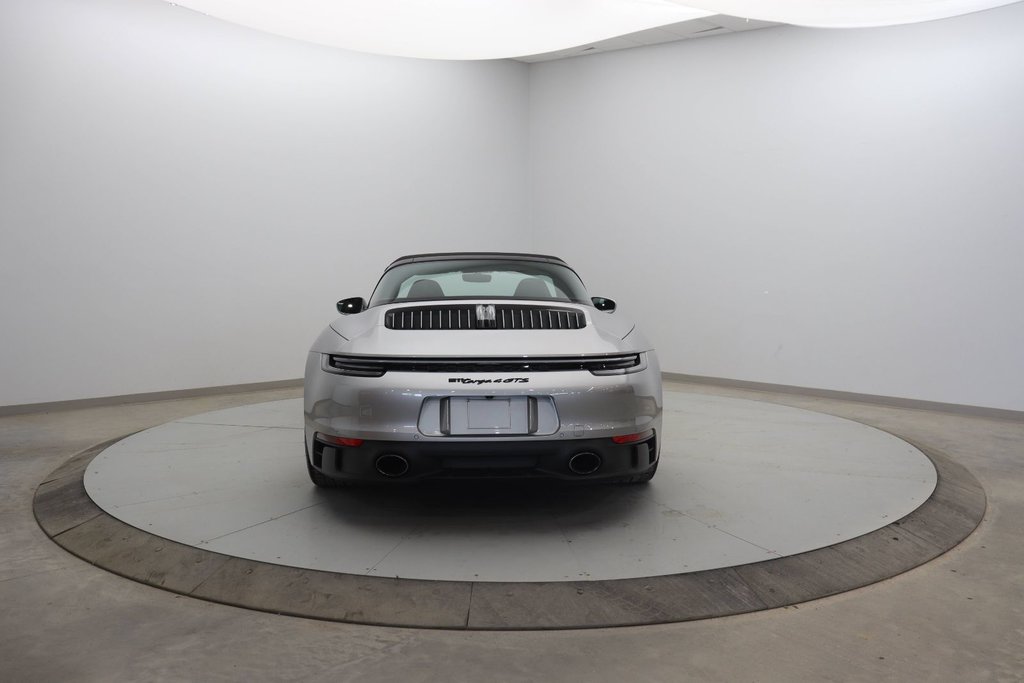 2022 Porsche 911 in Jonquière, Quebec - 5 - w1024h768px