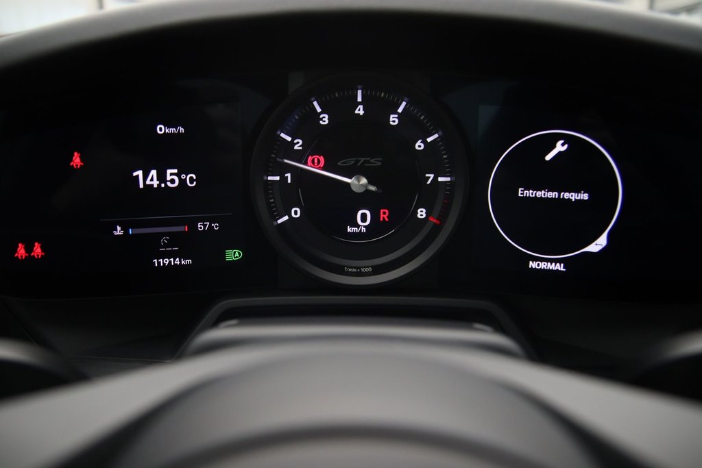 2022 Porsche 911 in Jonquière, Quebec - 10 - w1024h768px
