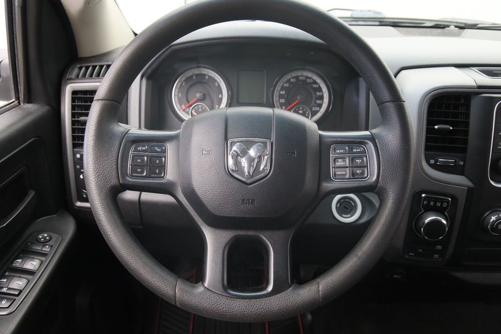 Ram 1500 Classic  2019 à Baie-Comeau, Québec - 12 - w1024h768px