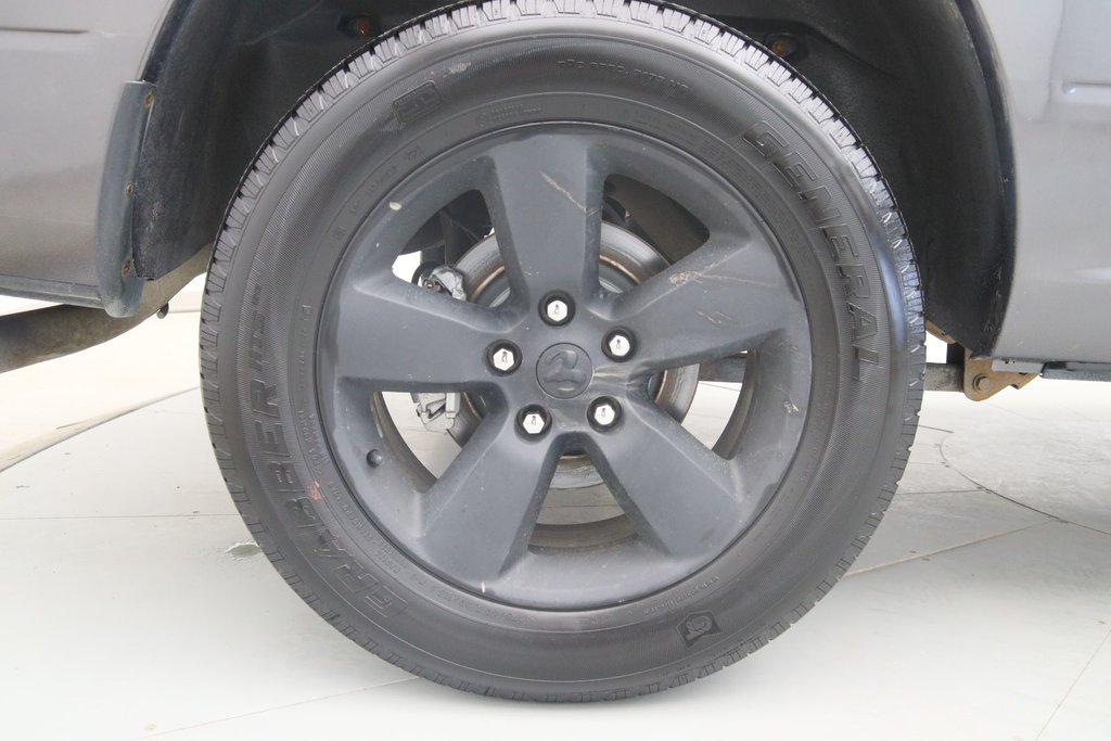 Ram 1500 Classic  2019 à Baie-Comeau, Québec - 19 - w1024h768px