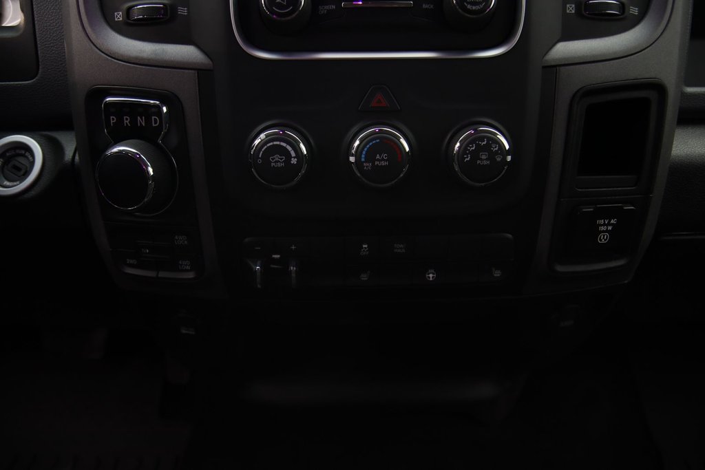 Ram 1500 Classic  2020 à Baie-Comeau, Québec - 13 - w1024h768px