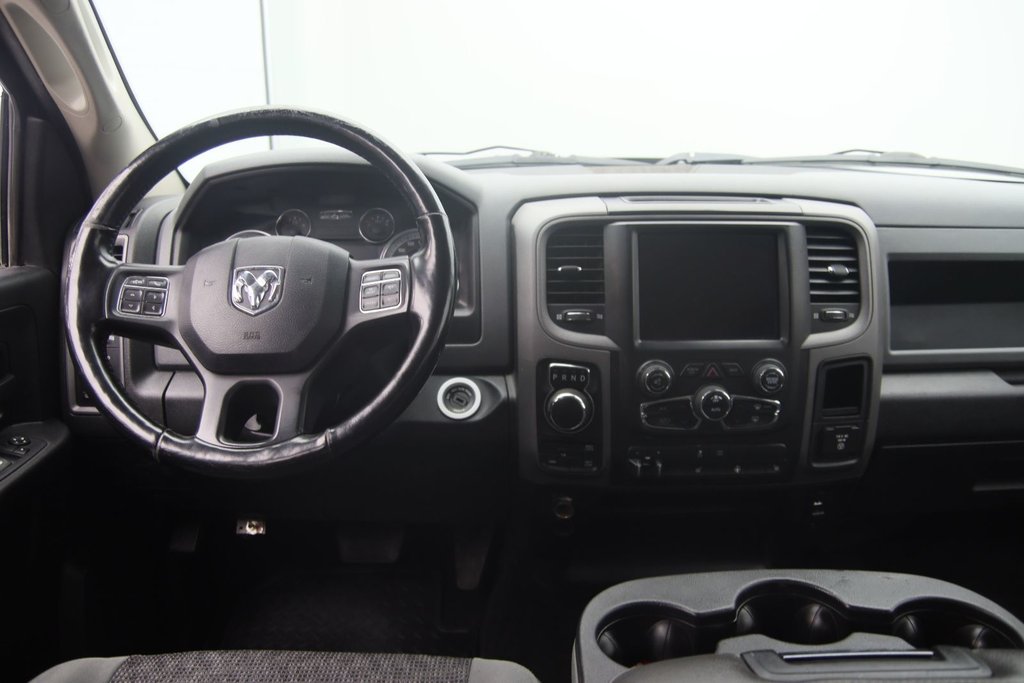 2020 Ram 1500 Classic in Jonquière, Quebec - 10 - w1024h768px