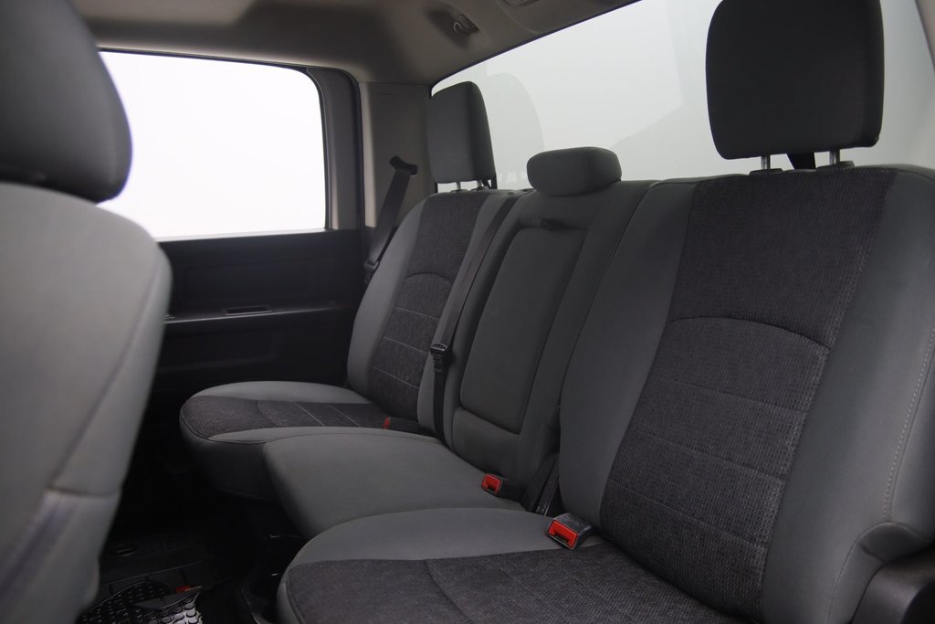 2020 Ram 1500 Classic in Jonquière, Quebec - 9 - w1024h768px