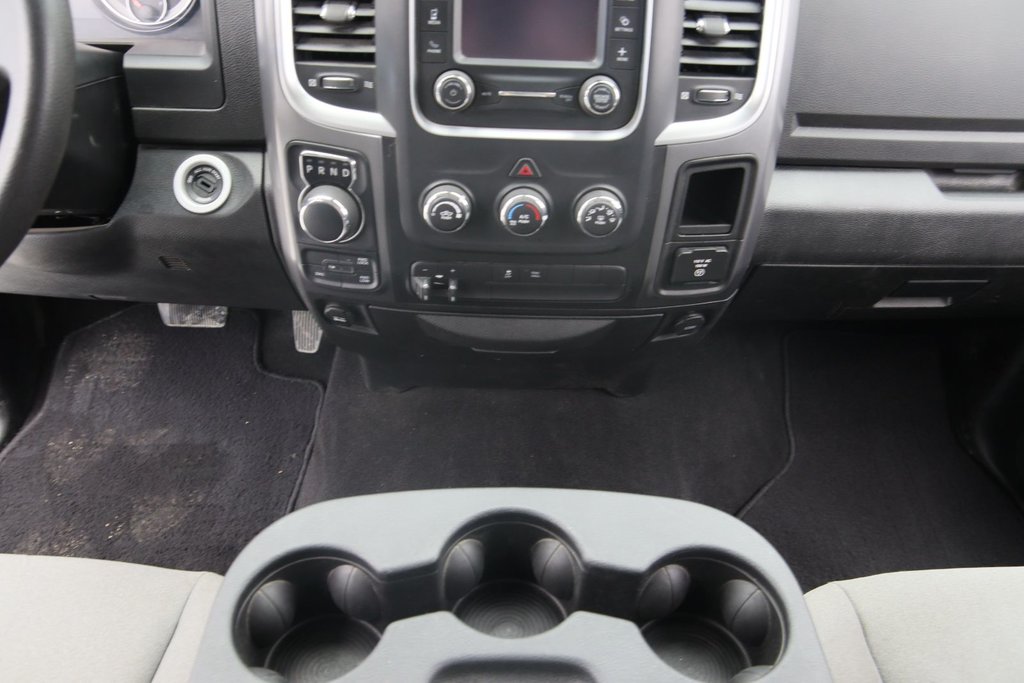 Ram 1500 Classic  2022 à Jonquière, Québec - 13 - w1024h768px