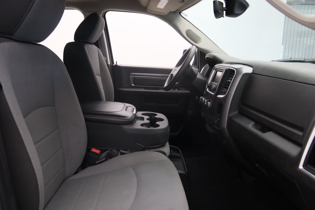 Ram 1500 Classic  2022 à Jonquière, Québec - 15 - w1024h768px