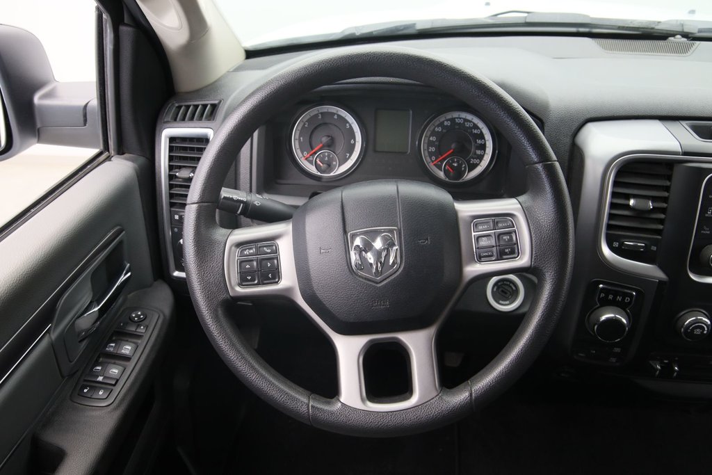 Ram 1500 Classic  2022 à Jonquière, Québec - 11 - w1024h768px
