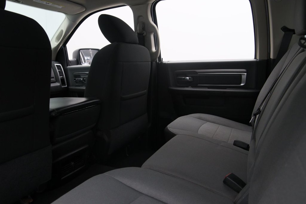 Ram 1500 Classic  2022 à Jonquière, Québec - 8 - w1024h768px