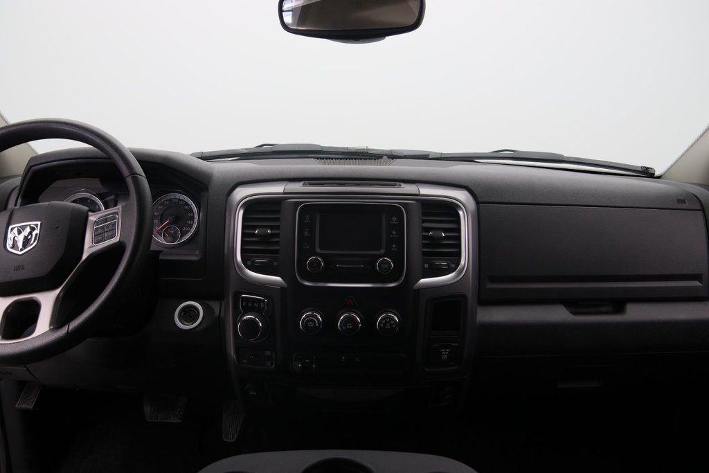 Ram 1500 Classic  2022 à Jonquière, Québec - 10 - w1024h768px