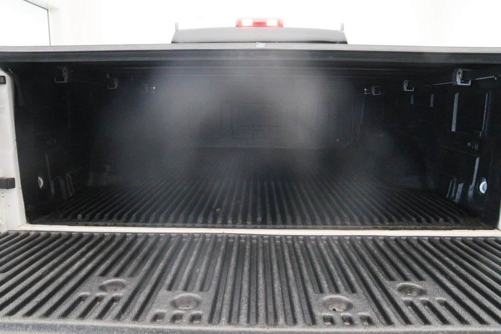 2023 Ram 1500 Classic in Sept-Îles, Quebec - 16 - w1024h768px