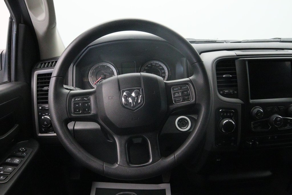 2023 Ram 1500 Classic in Sept-Îles, Quebec - 11 - w1024h768px
