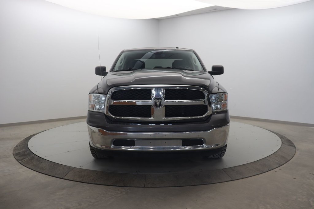 2023 Ram 1500 Classic in Jonquière, Quebec - 2 - w1024h768px