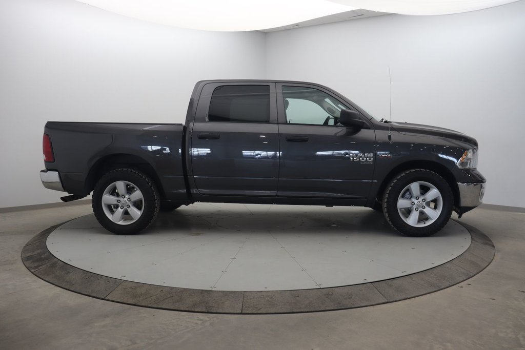 2023 Ram 1500 Classic in Jonquière, Quebec - 3 - w1024h768px