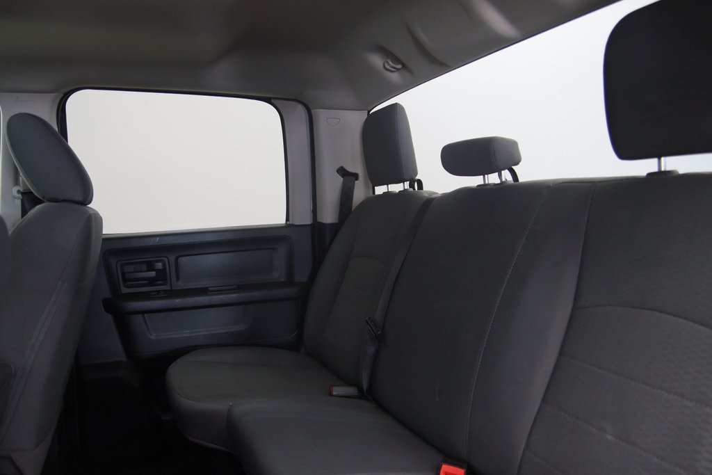 2018 Ram 1500 ST in Chicoutimi, Quebec - 9 - w1024h768px