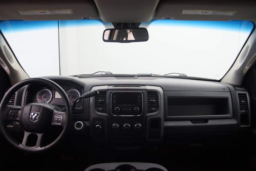 2018 Ram 1500 ST in Chicoutimi, Quebec - 10 - w1024h768px