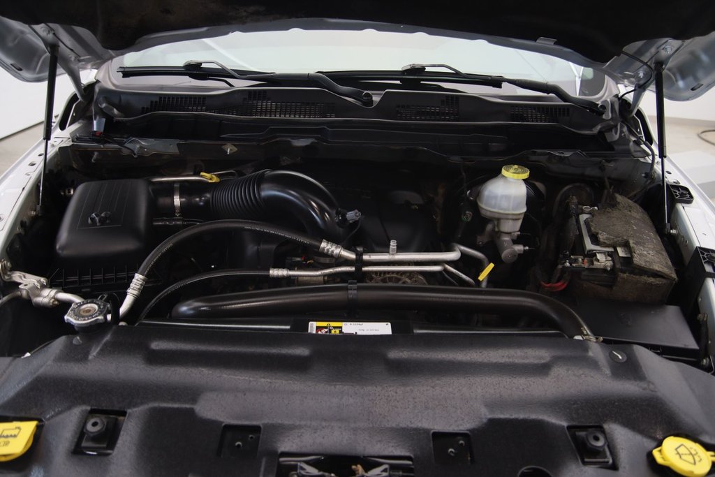 2018 Ram 1500 ST in Chicoutimi, Quebec - 16 - w1024h768px