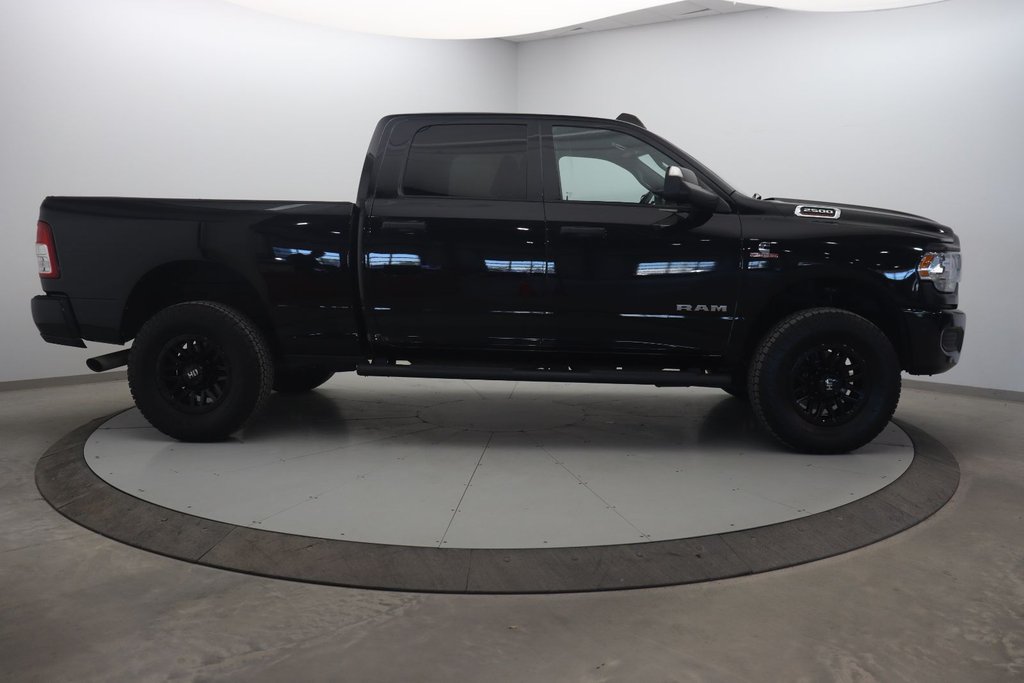 2022 Ram 2500 Tradesman in Chicoutimi, Quebec - 3 - w1024h768px