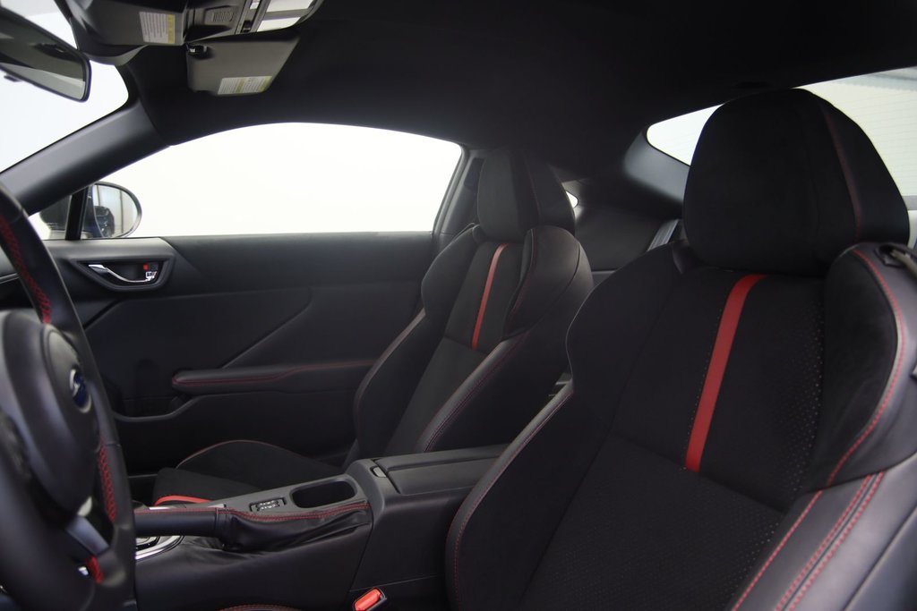 2024 Subaru BRZ in Jonquière, Quebec - 7 - w1024h768px