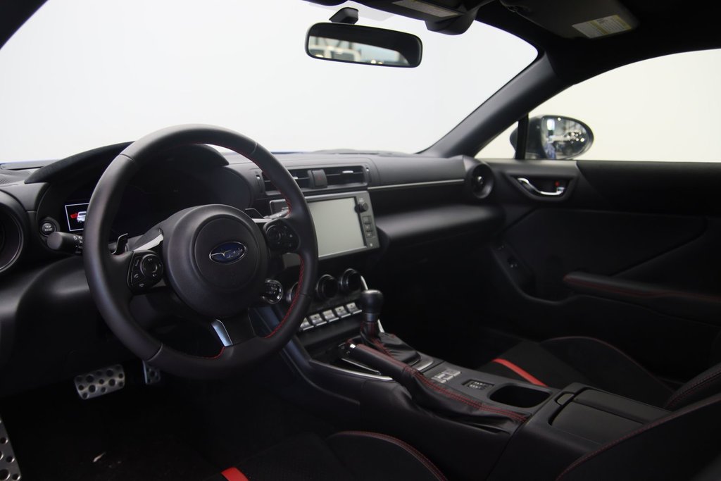 2024 Subaru BRZ in Jonquière, Quebec - 6 - w1024h768px