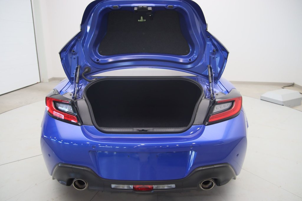 2024 Subaru BRZ in Jonquière, Quebec - 15 - w1024h768px
