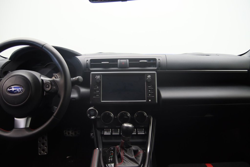 2024 Subaru BRZ in Jonquière, Quebec - 8 - w1024h768px