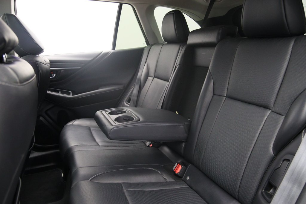 Subaru Outback  2024 à Sept-Îles, Québec - 9 - w1024h768px